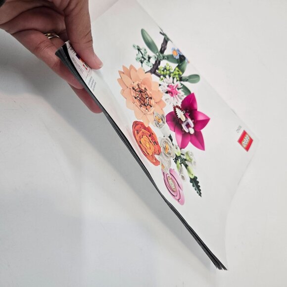 Lego Botanicals Pretty Pink Flower Bouquet 10342 Building Instructions ONLY - Picture 6 of 9